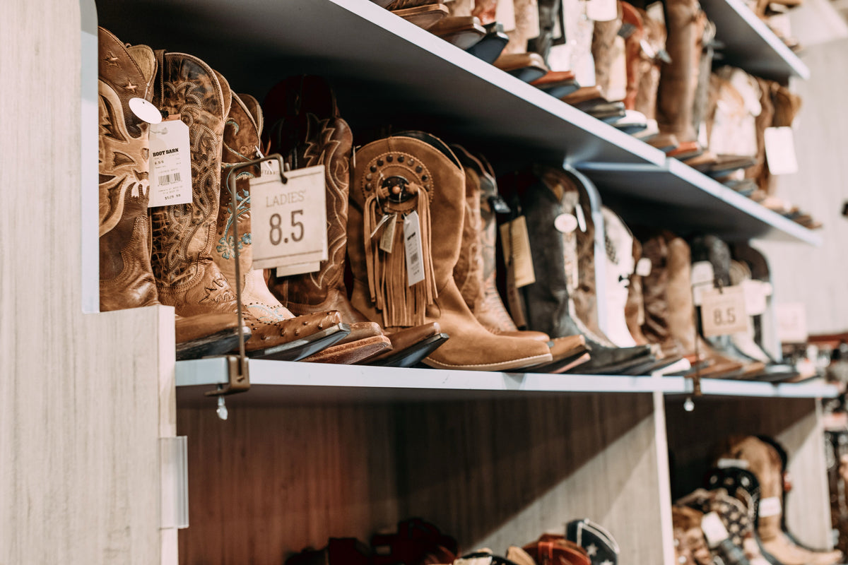 Pourquoi les bottes western taillent petit