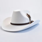 Chapeau fedora western blanc MARFA, large bord et bandeau tressé à plume